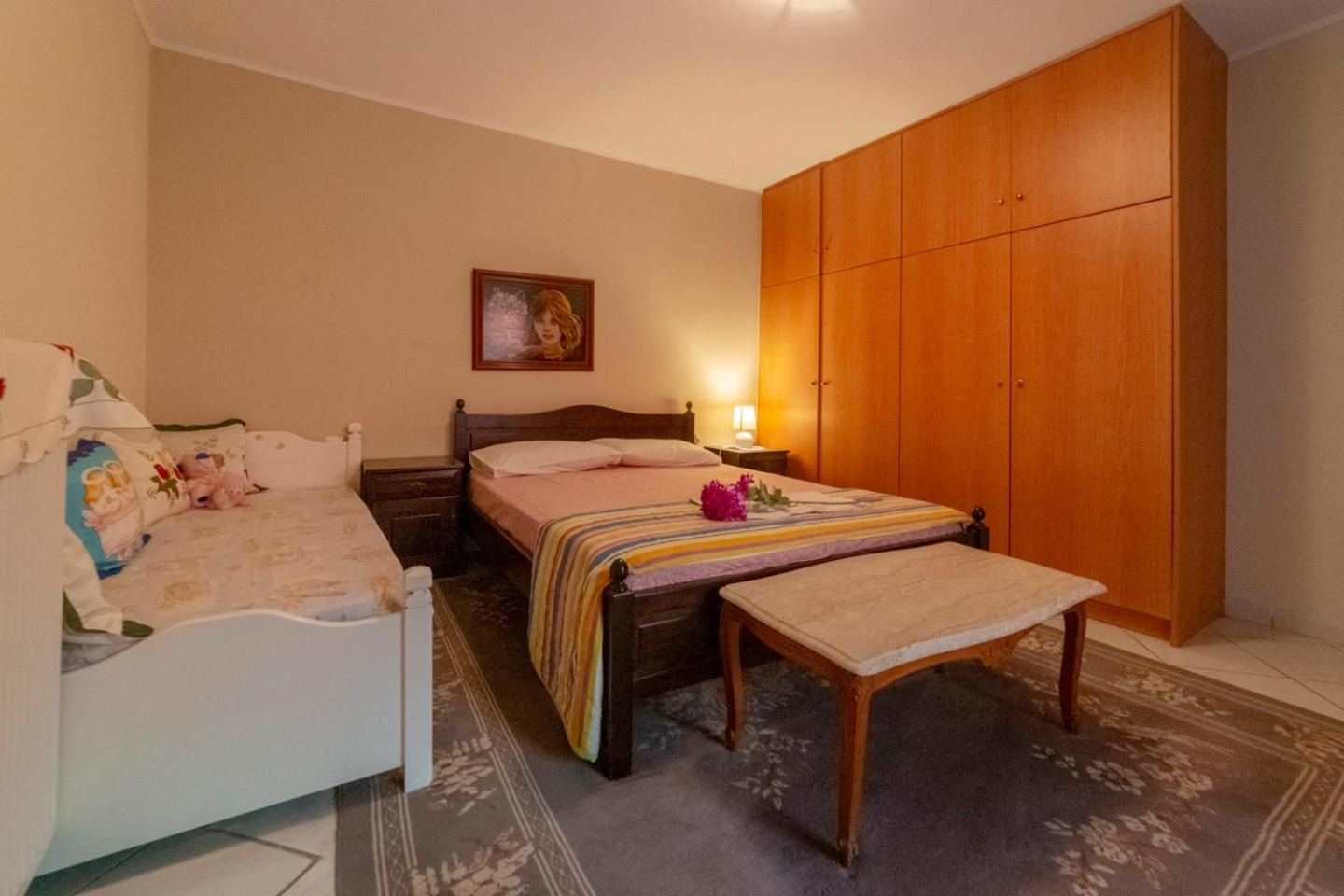 Krasa 2bedroom apartment Ágios Matthaíos Bagian luar foto